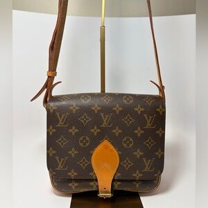 Louis Vuitton Cartouchière MM Monogram Crossbody/Shoulder Bag